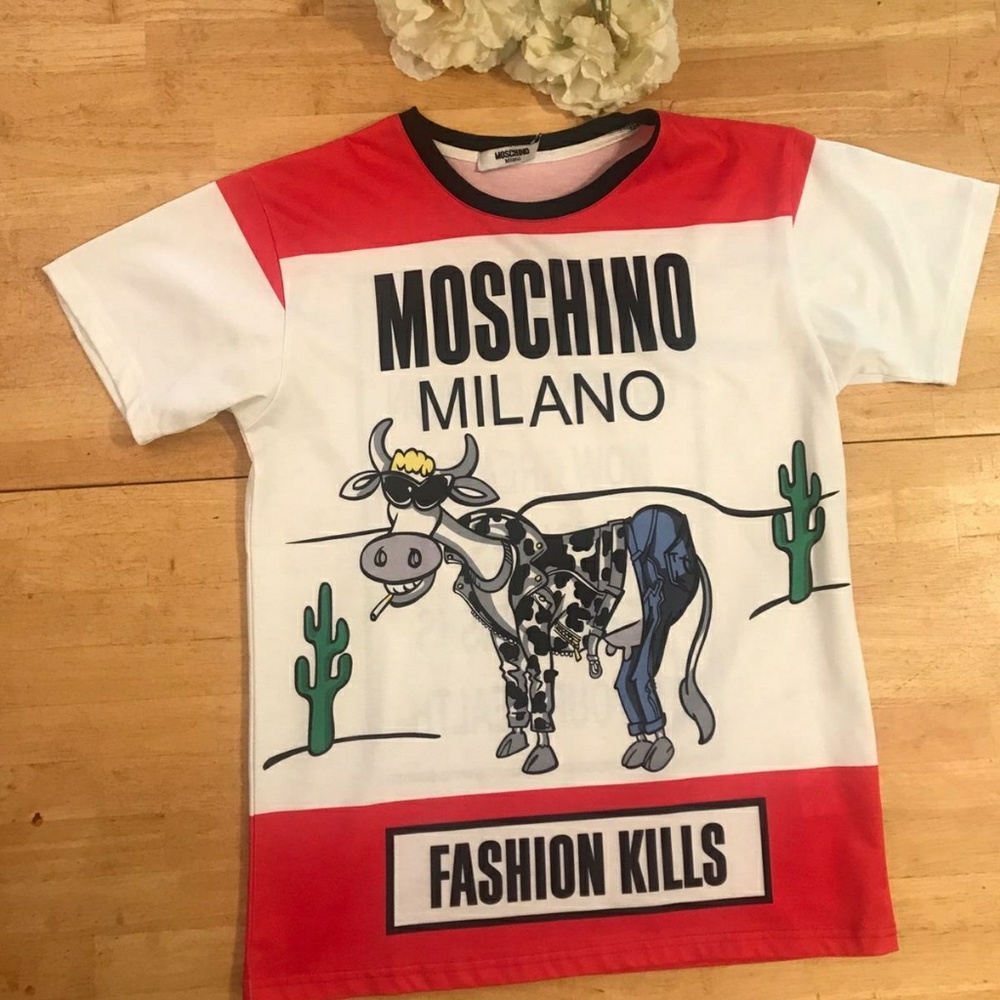 Tshirt Moschino
